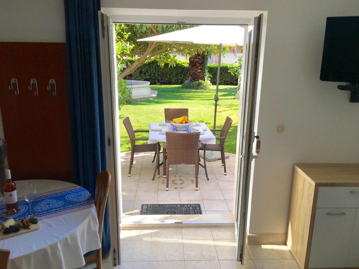 Apartments Villa Jadranka Adults Only Бол Екстер'єр фото