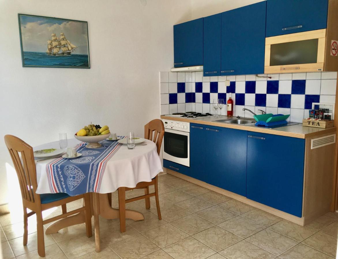 Apartments Villa Jadranka Adults Only Бол Екстер'єр фото